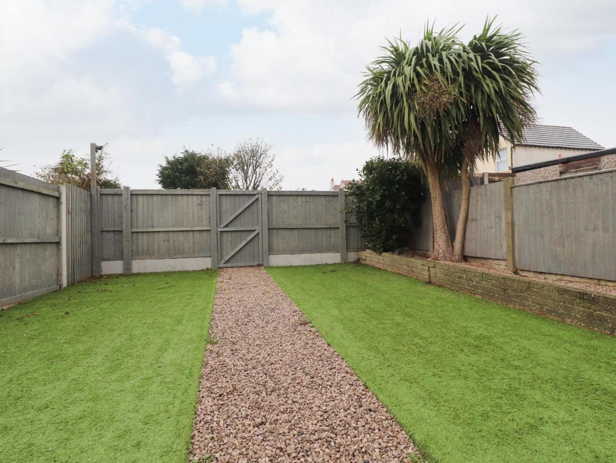 37 Nutter Road Vila Cleveleys Exterior foto
